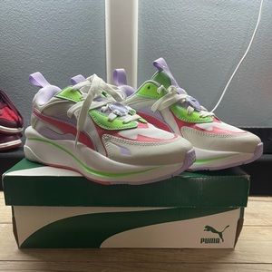 Puma sneakers
